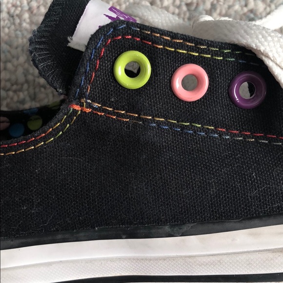 Converse Low-Top Shoes - Picture 3 of 7